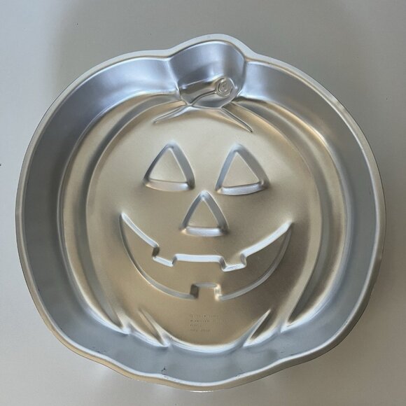 Wilton Cake Party Pan Jack-o-Lantern Pumpkin Shape Mold w/ Insert Vintage 1981 - Picture 1 of 8